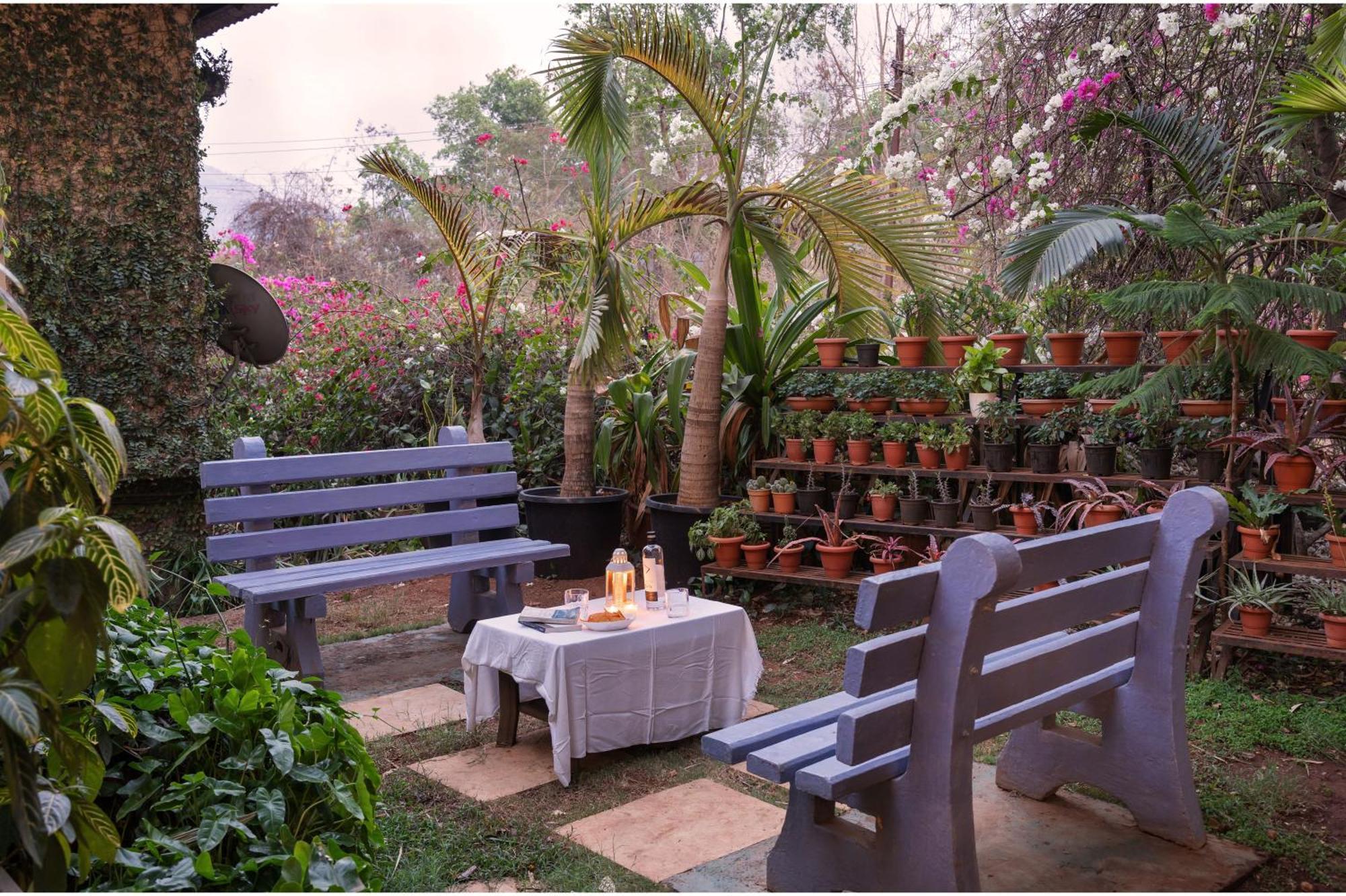 Stay Leisurely Peace Lily Cottage Jacuzzi 2Bhk, Karjat Exterior photo